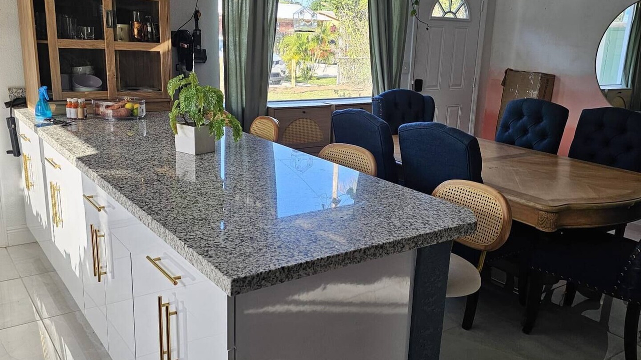 Photo of Kitchen in Golden Glades