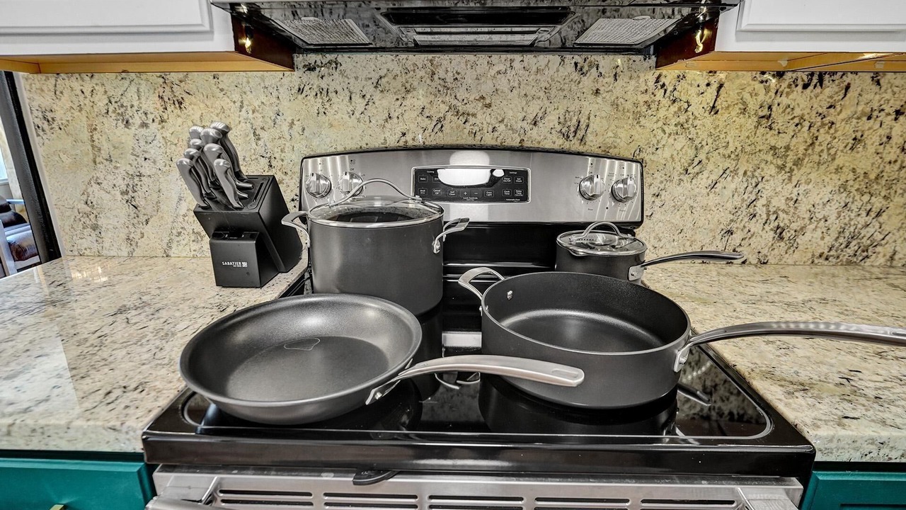 Photo of Kitchen in South Middle River