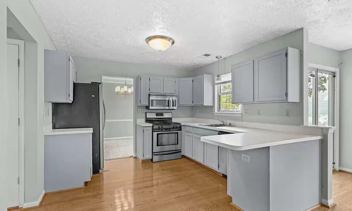 Photo of Kitchen in St. Charles