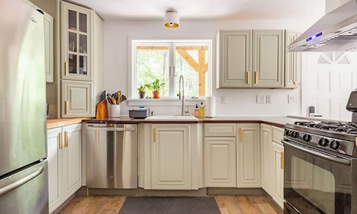 Photo of Kitchen in Saugerties