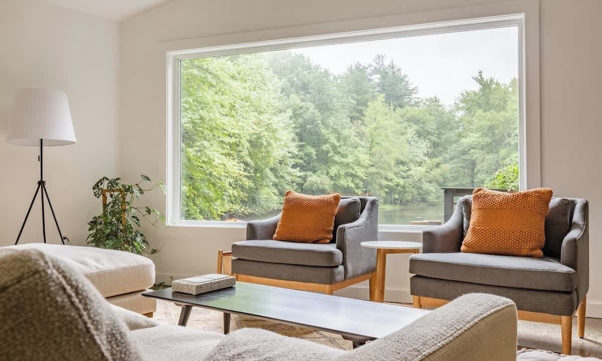Photo of Livingroom in Saugerties