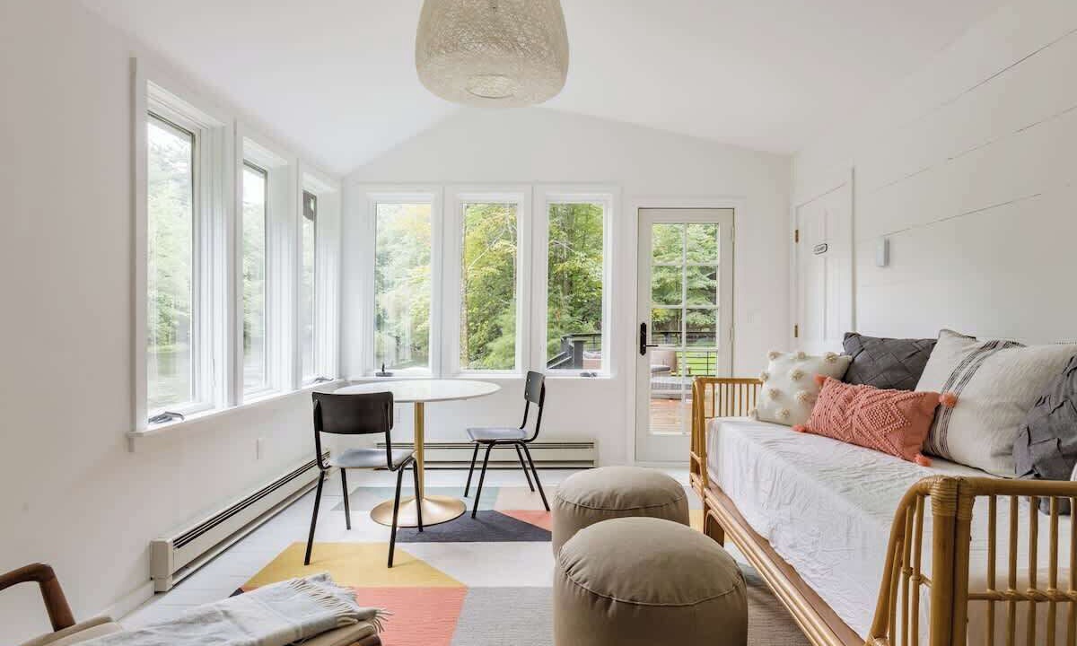Photo of Livingroom in Saugerties