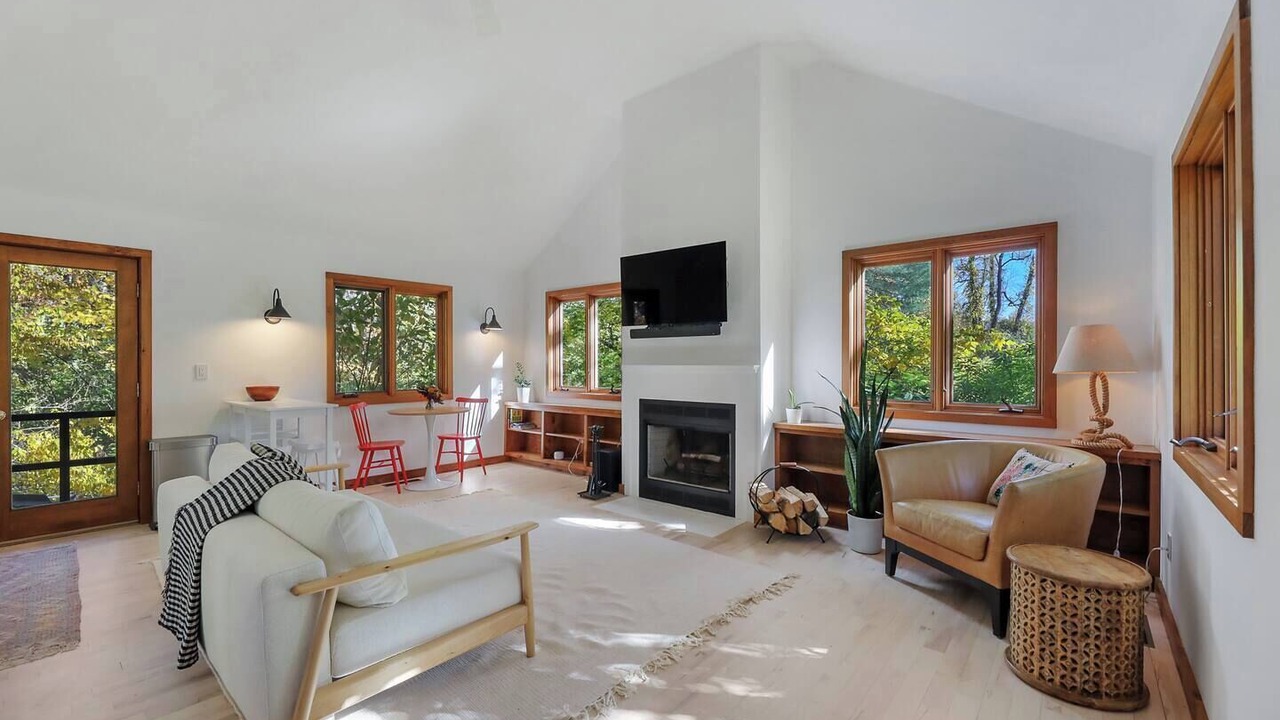 Photo of Livingroom in Glendale