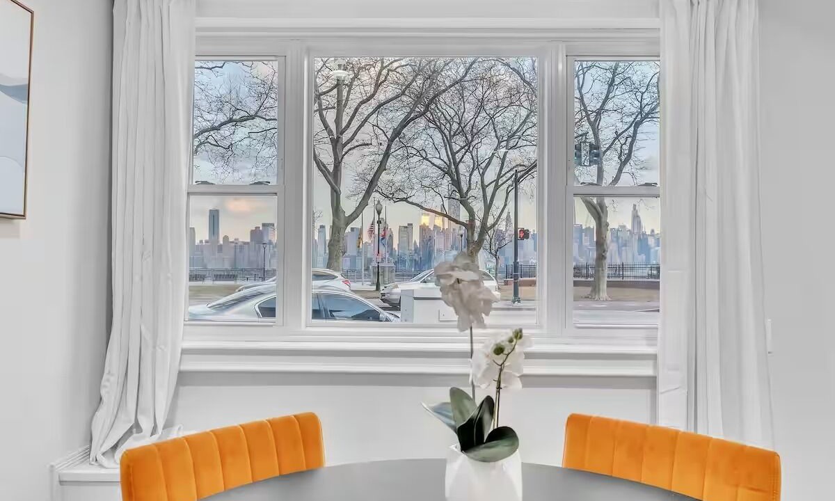 Photo of Others in Weehawken