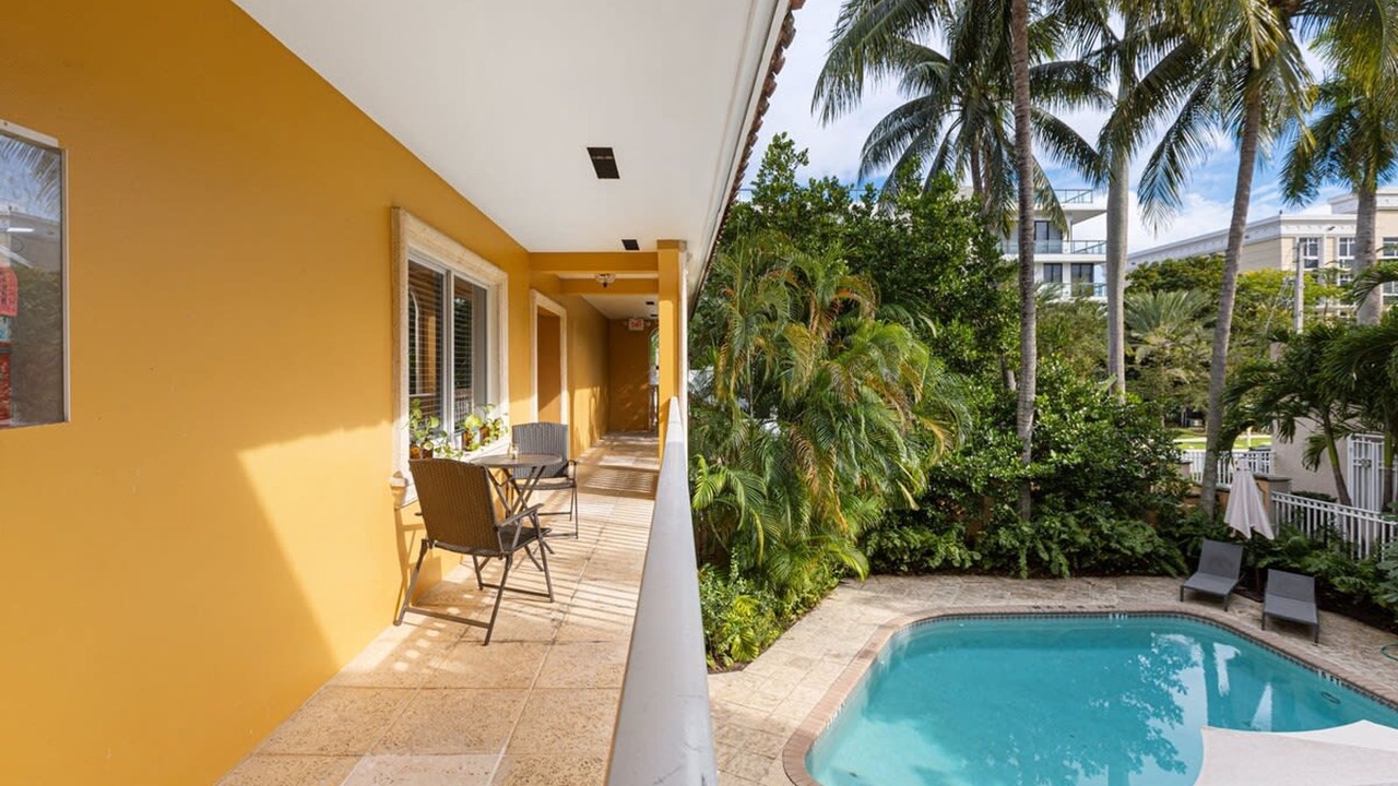 Photo of Outdoor in Hendricks and Venice Isles