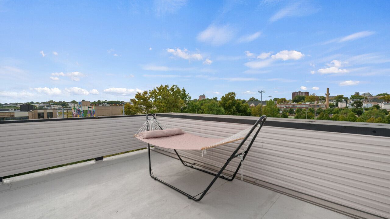 Photo of Patio Balcony in Communipaw