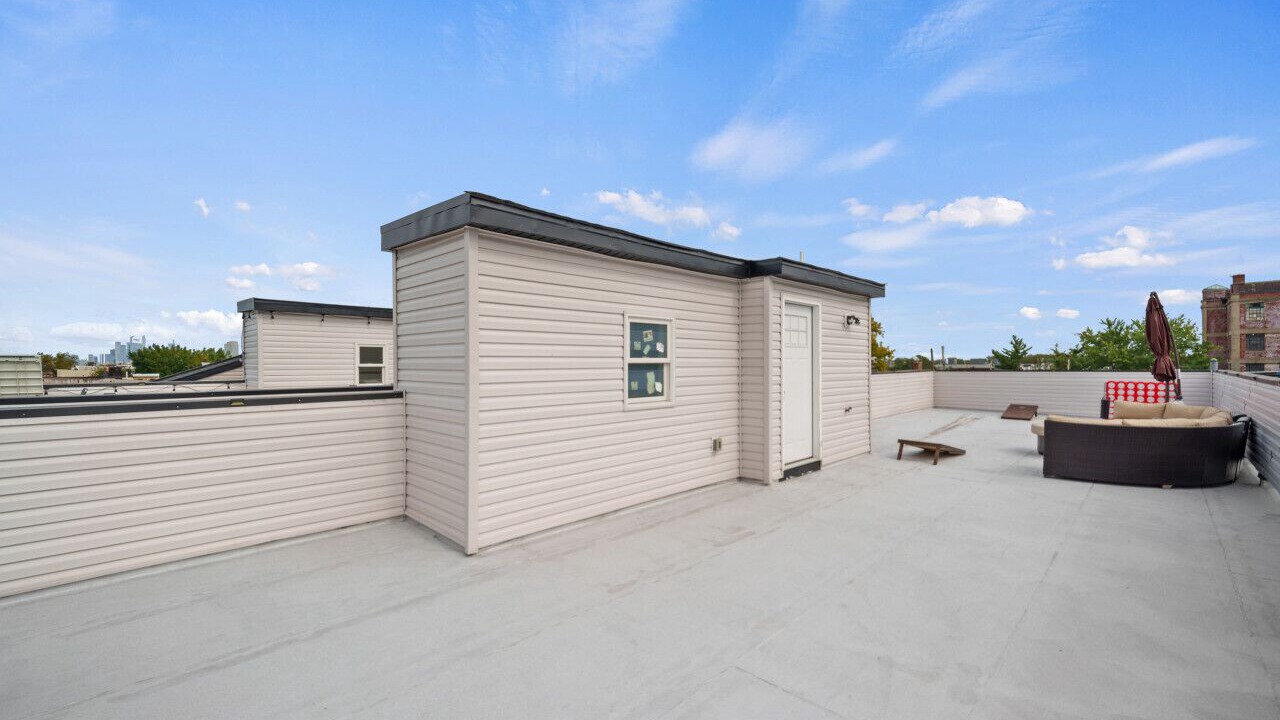 Photo of Patio Balcony in Communipaw