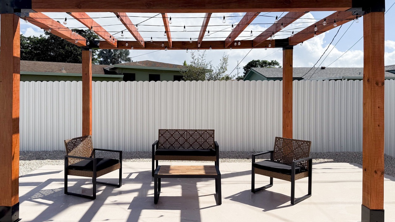 Photo of Patio Balcony in Miami Gardens