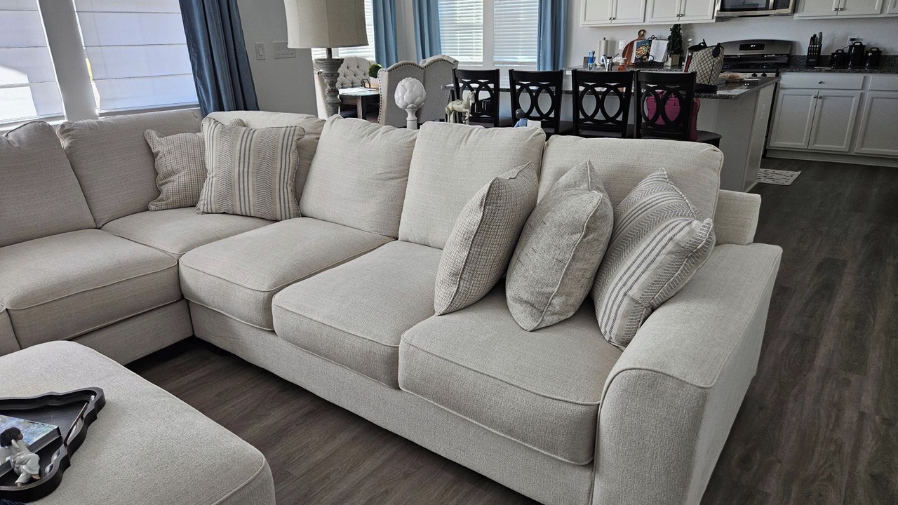 Photo of Livingroom in Felton