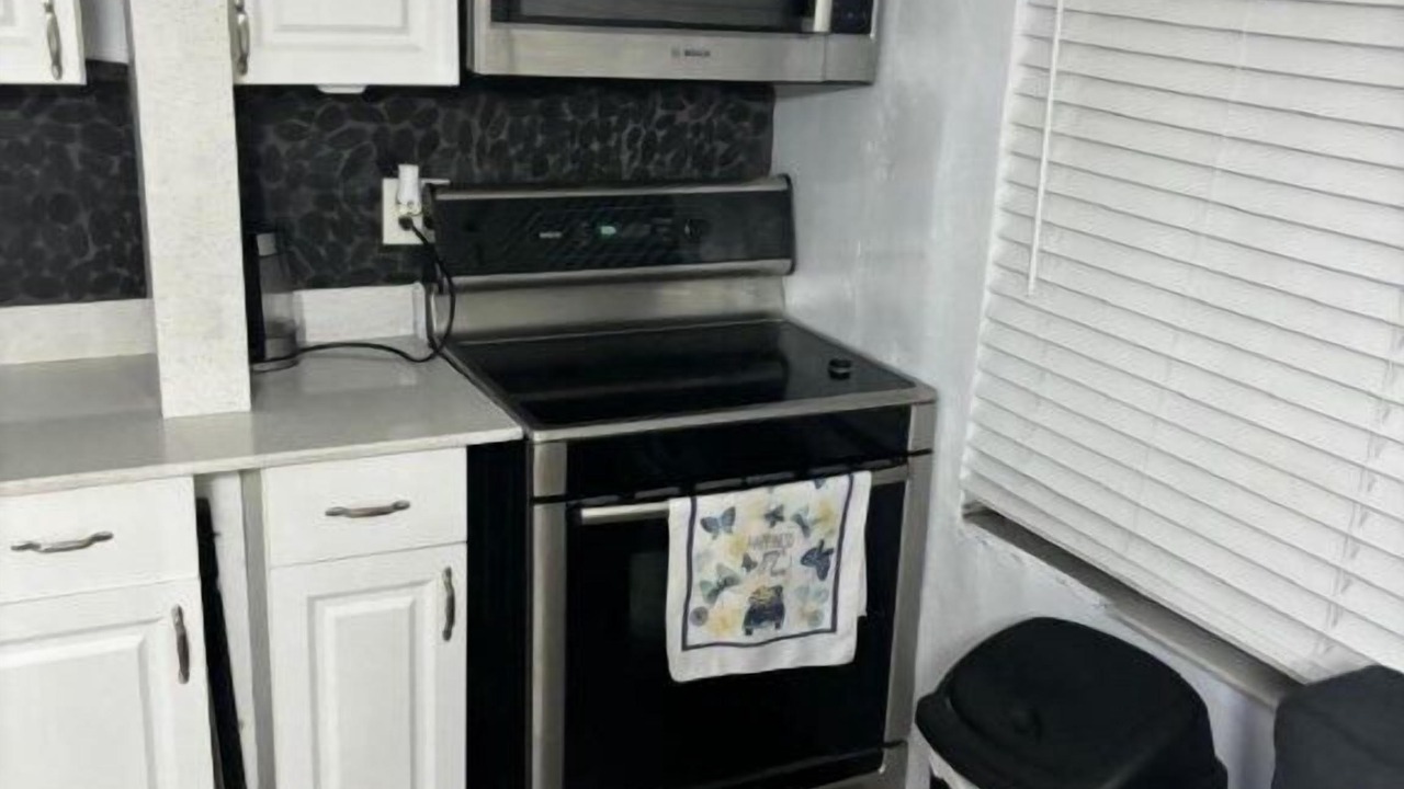 Photo of Kitchen in River Oaks