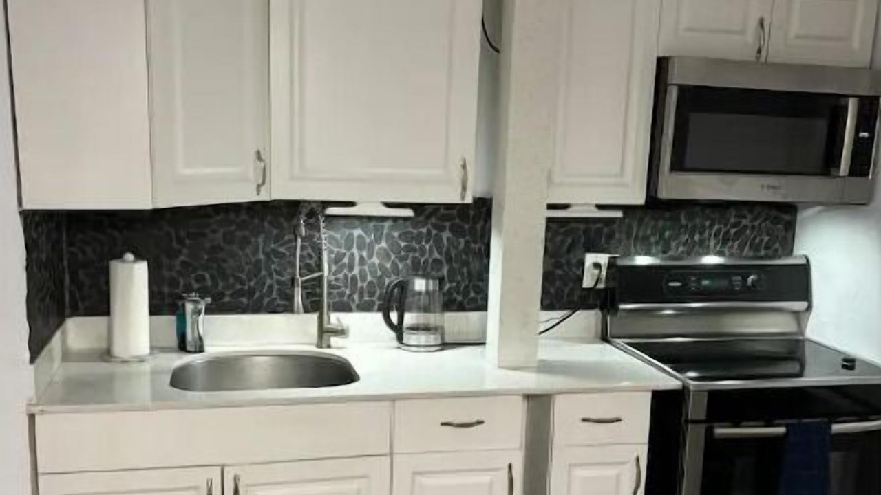 Photo of Kitchen in River Oaks