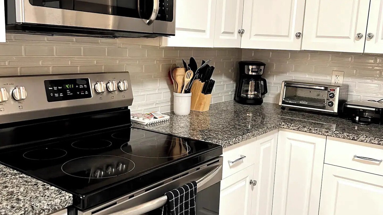 Photo of Kitchen in Lauderhill