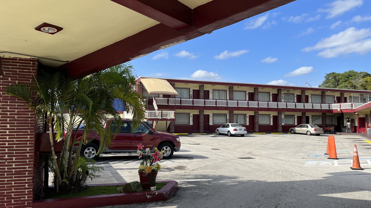 Photo of Buildings in Hialeah