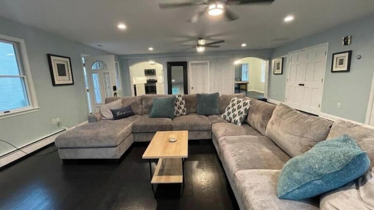 Photo of Livingroom in Solomons