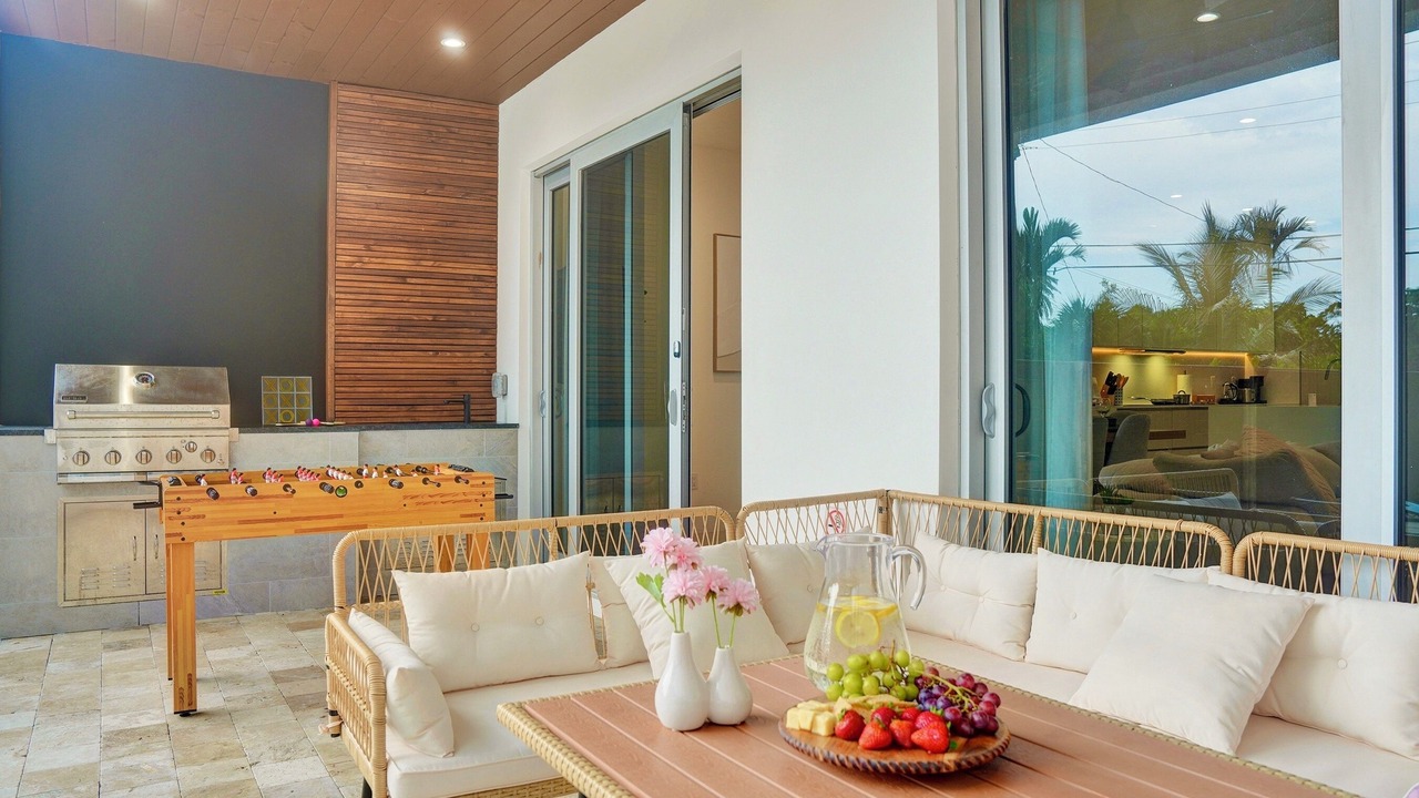 Photo of Patio Balcony in Middle River Terrace