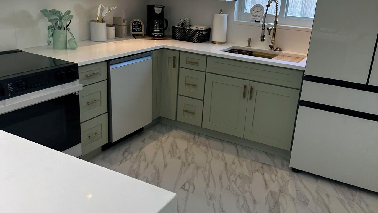 Photo of Kitchen in Survey Creek