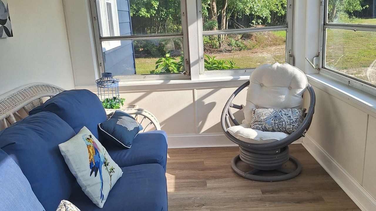 Photo of Livingroom in West Beach