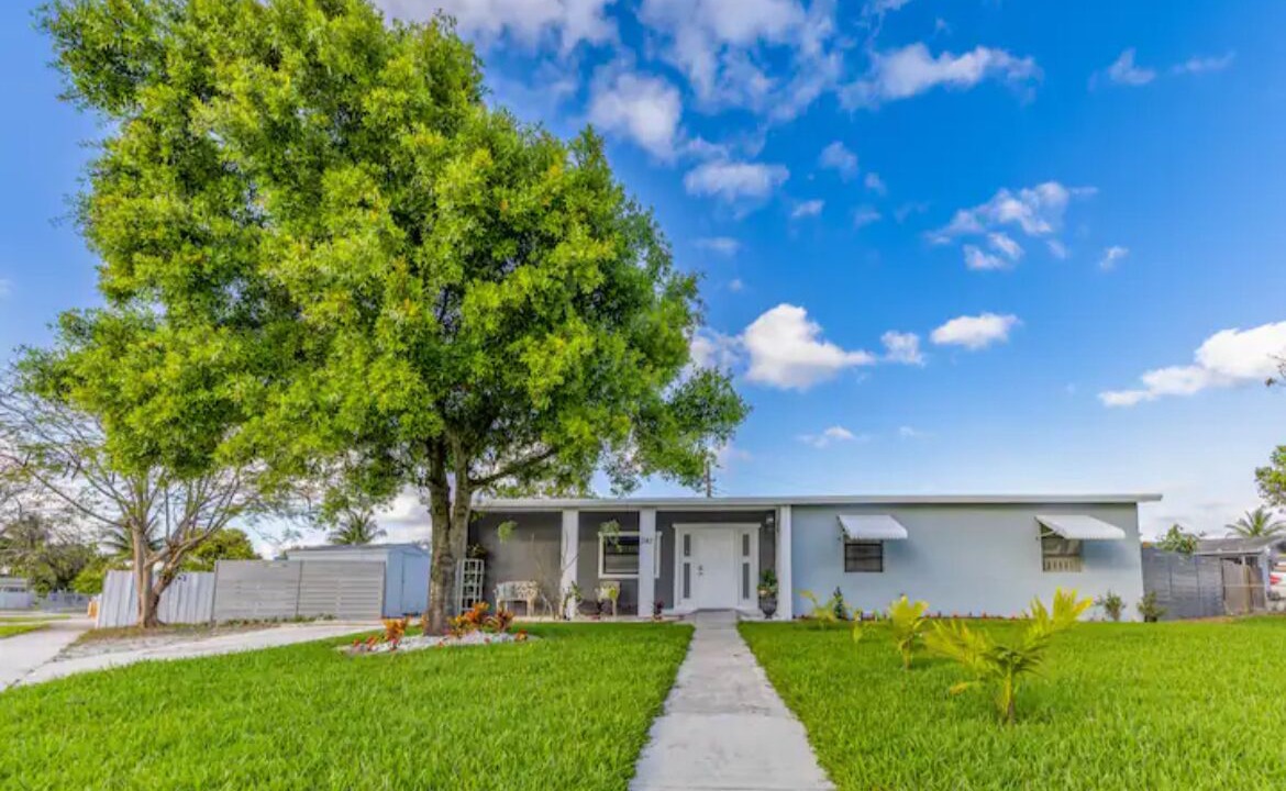 Photo of Outdoor in Pompano Beach