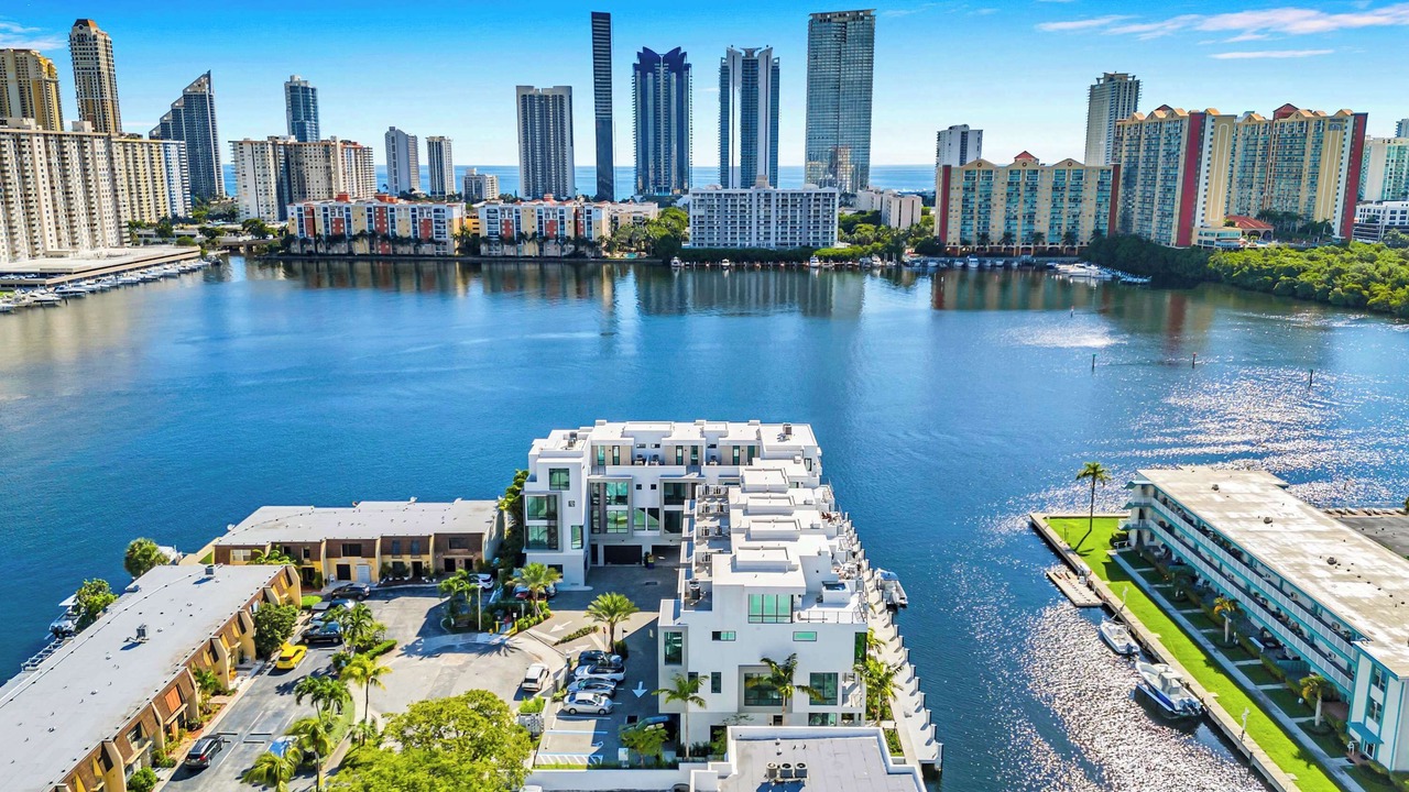 Photo of Outdoor in Eastern Shores