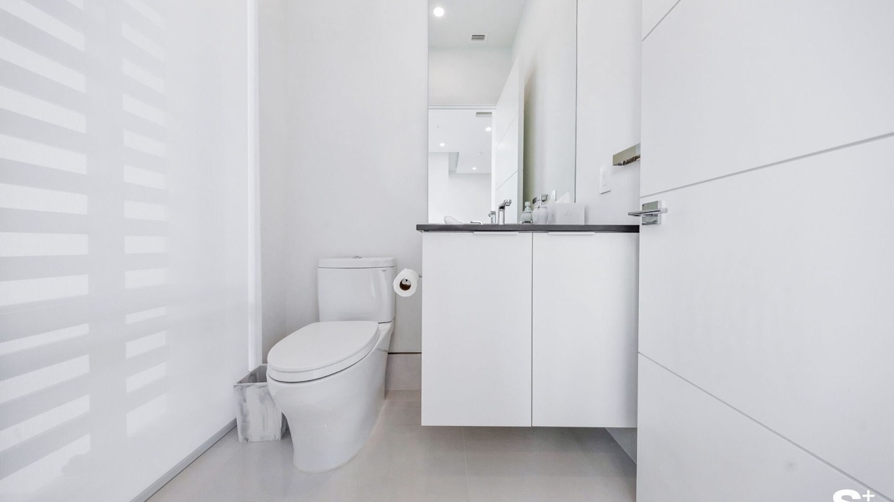 Photo of Bathroom in Eastern Shores