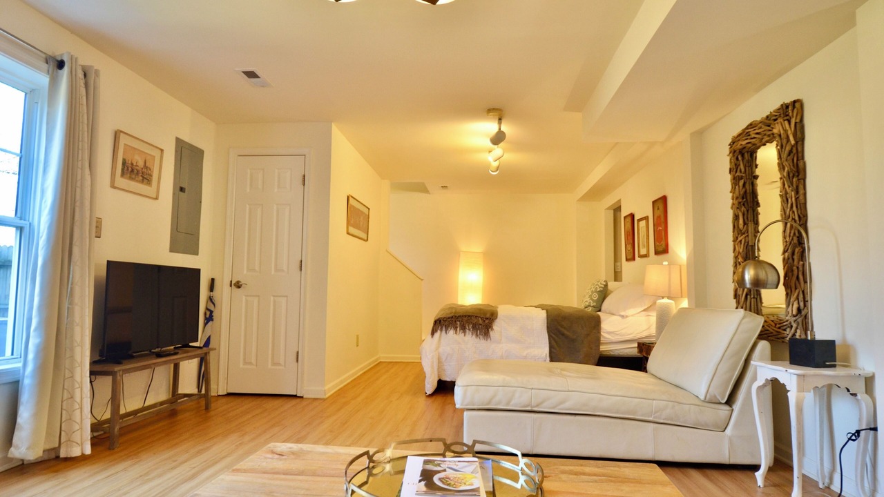 Photo of Livingroom in Woolen Mills
