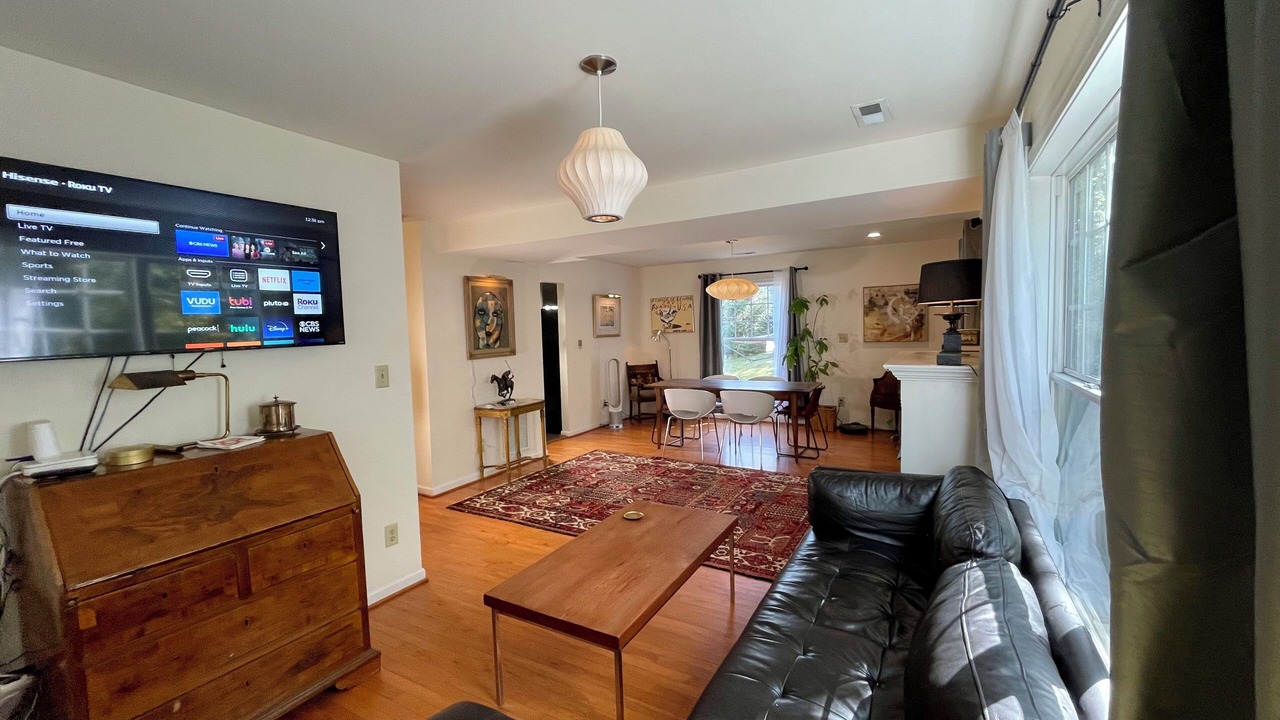 Photo of Livingroom in Woolen Mills