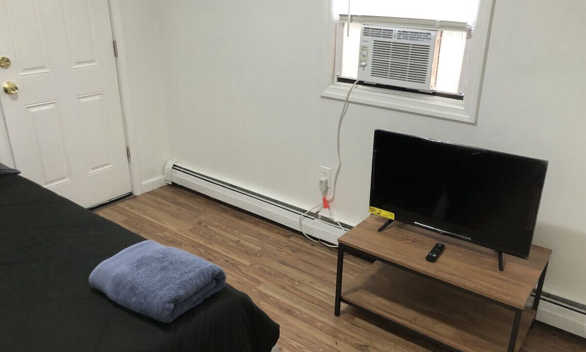 Photo of Bedroom in Elizabeth