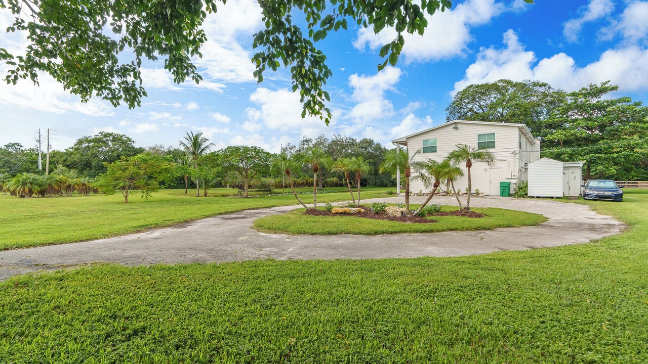 Photo of Outdoor in Plantation