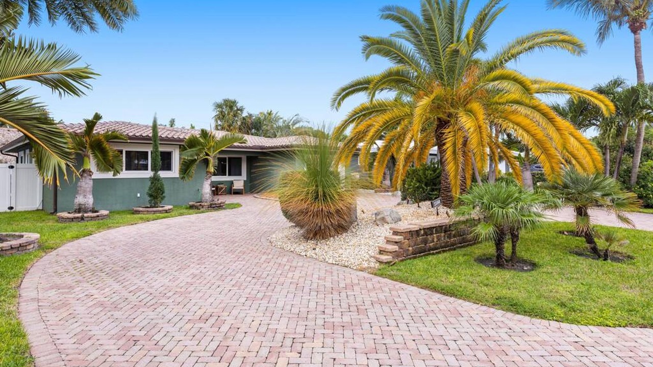 Photo of Others in Santa Barbara Estates