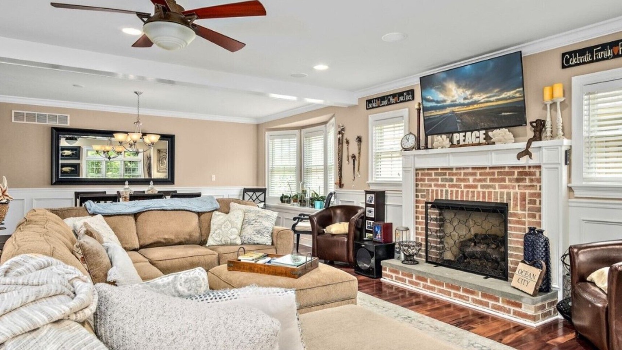 Photo of Livingroom in North End
