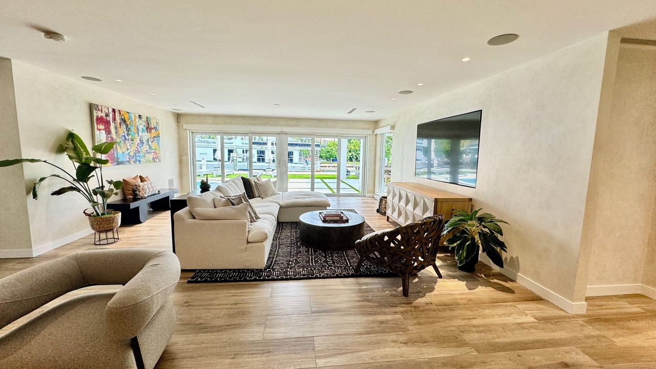 Photo of Livingroom in Keystone Point