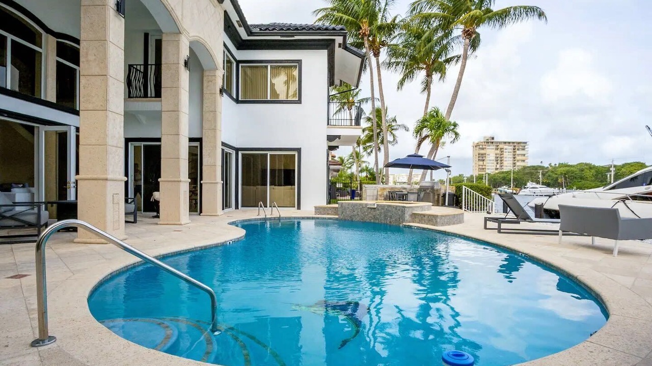 Photo of Outdoor in Lighthouse Point