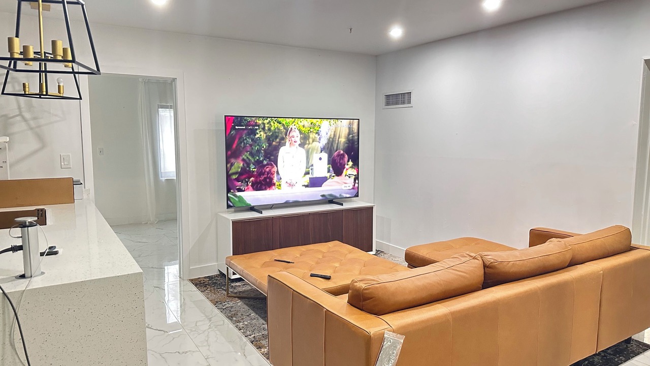 Photo of Livingroom in Edgewood