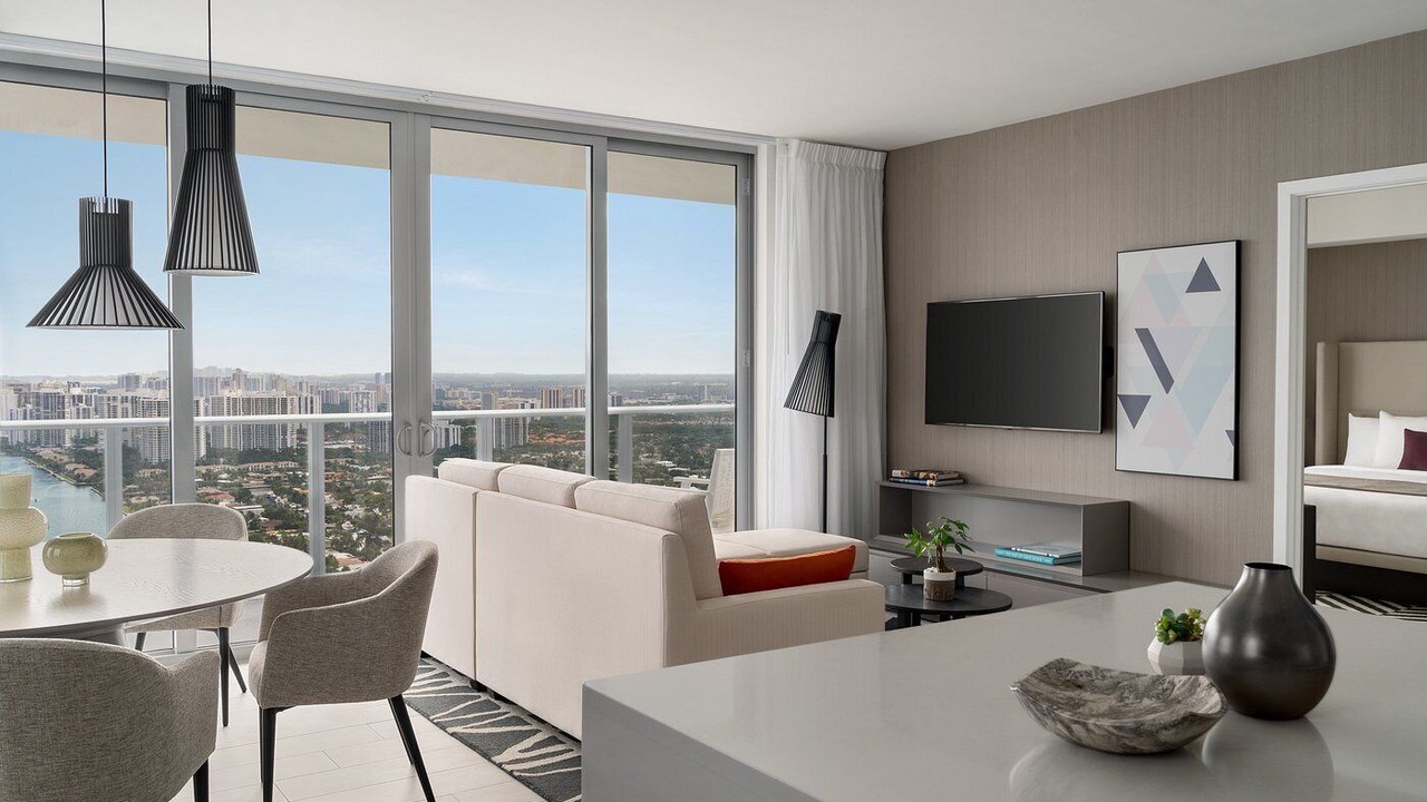 Photo of Livingroom in Hollywood South Central Beach