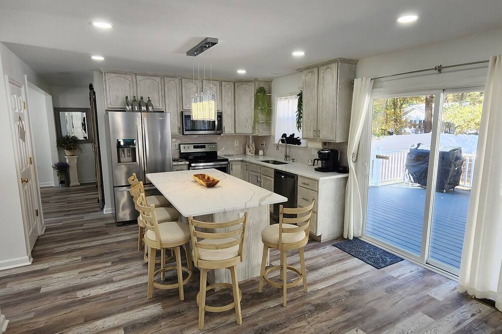 Photo of Kitchen in Issue