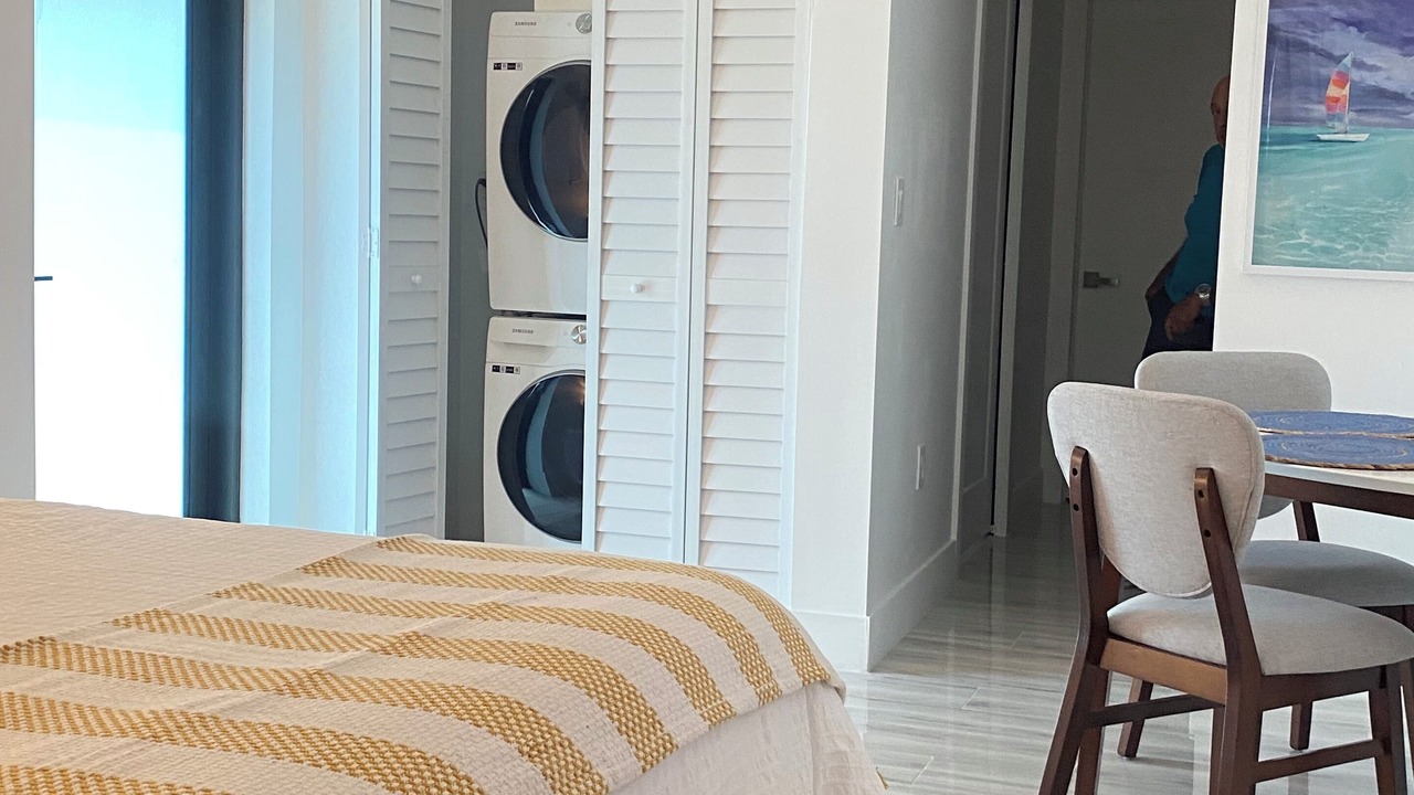 Photo of Others in North Miami