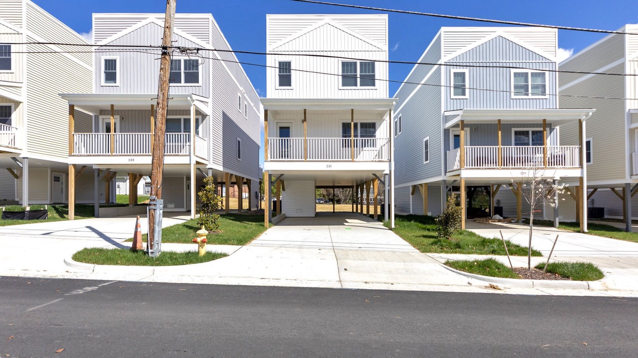 Photo of Outdoor in Issue