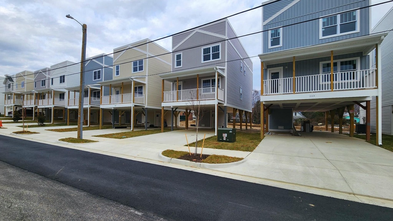 Photo of Outdoor in Issue
