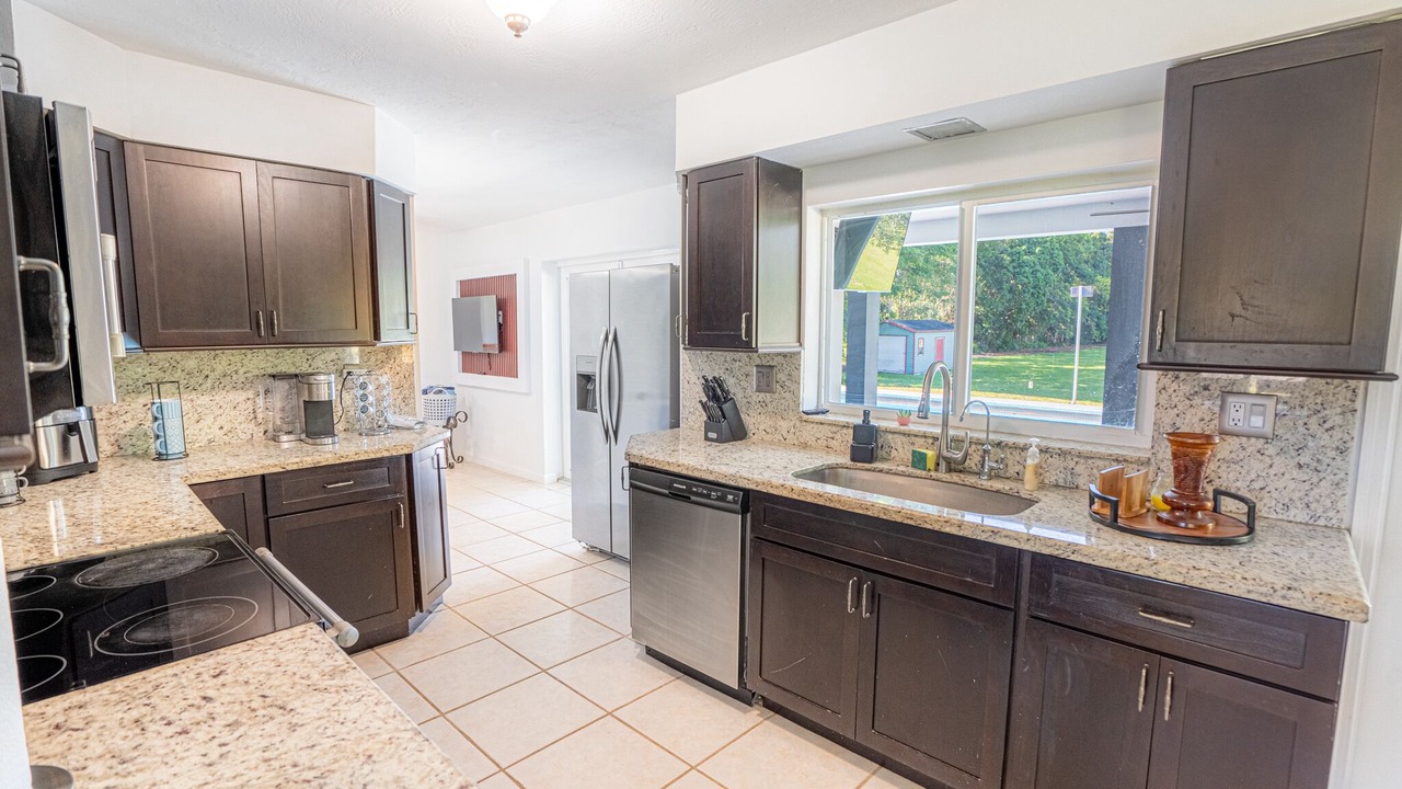 Photo of Kitchen in Southwest Ranches
