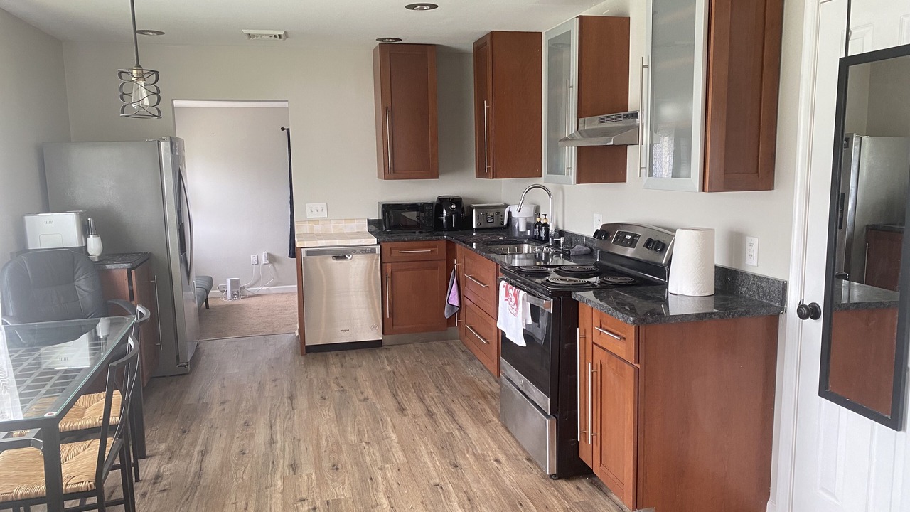 Photo of Kitchen in Newark