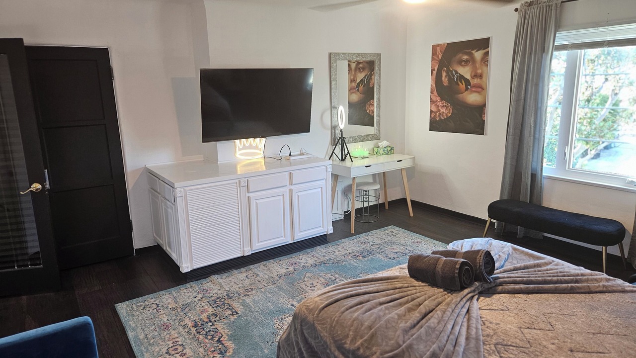Photo of Livingroom in View Park-Windsor Hills