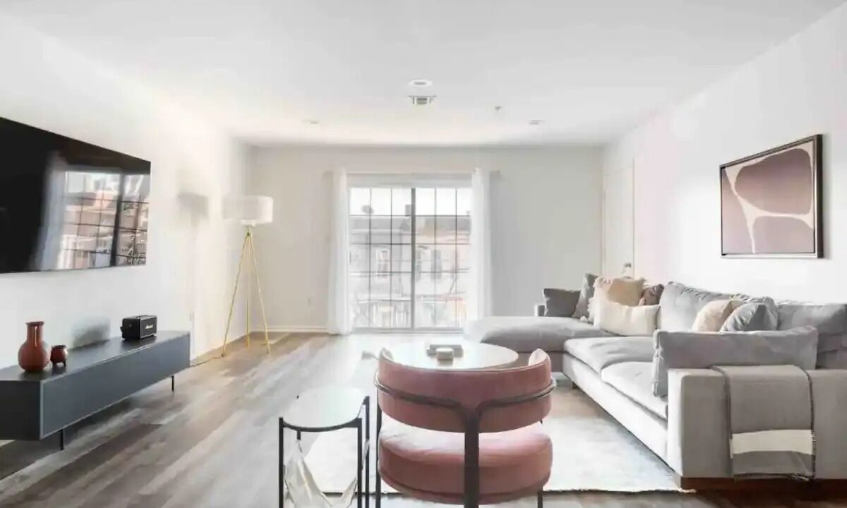 Photo of Livingroom in Weehawken
