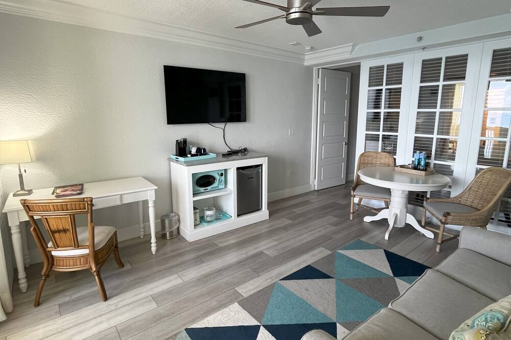 Photo of Livingroom in East Fort Lauderdale