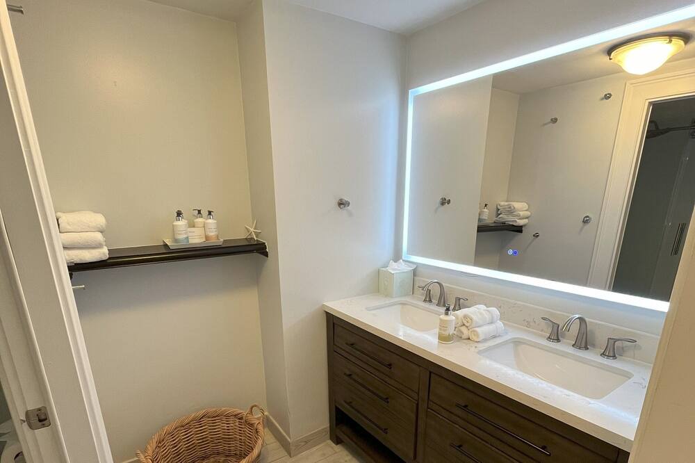 Photo of Bathroom in East Fort Lauderdale