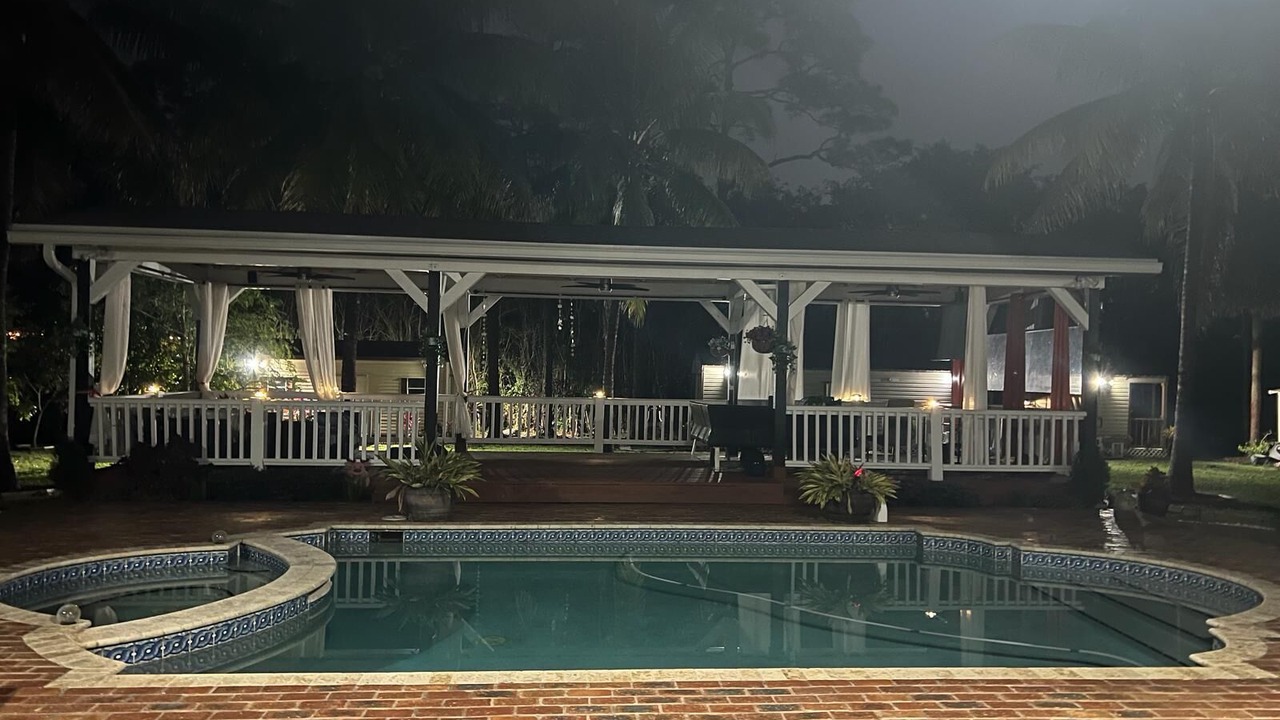 Photo of Outdoor in Parkland