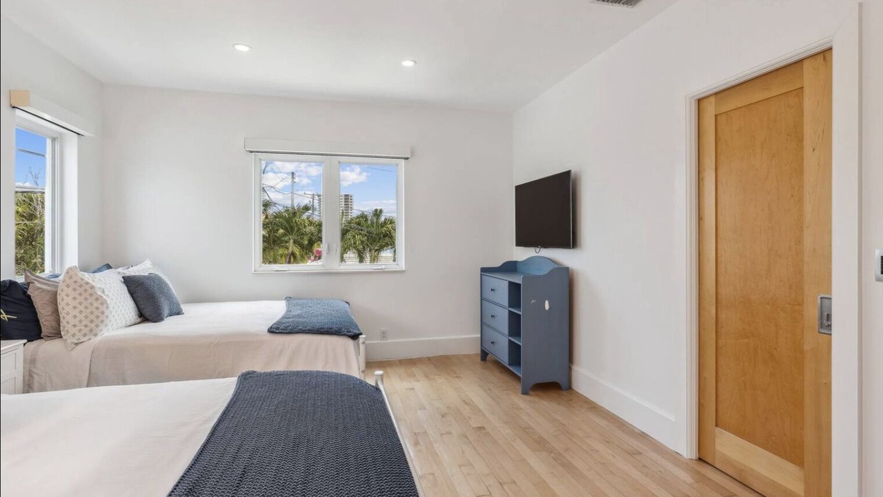Photo of Livingroom in Barrier Island