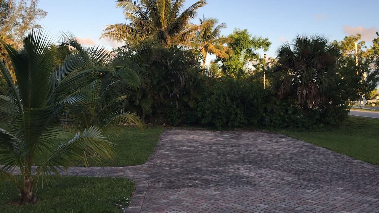 Photo of Outdoor in Biscayne Park