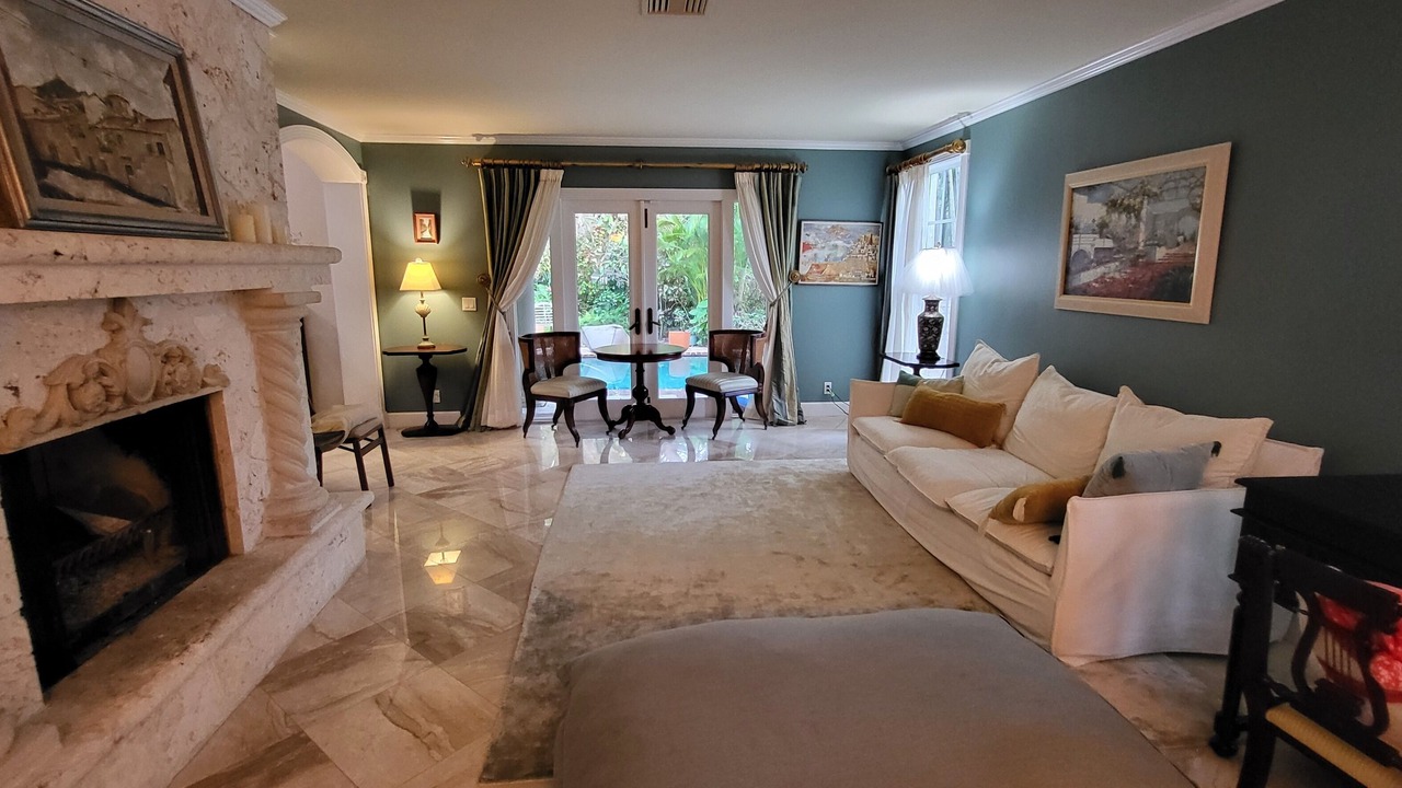 Photo of Livingroom in Boca Raton