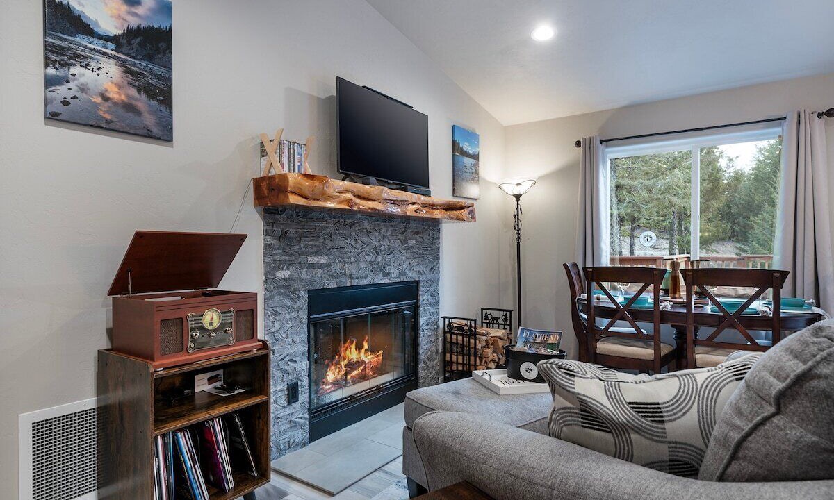 Photo of Livingroom in Dayton