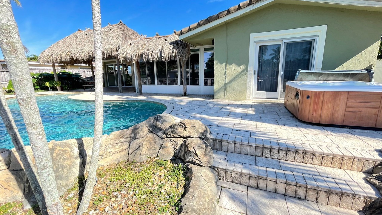 Photo of Outdoor in Coral Ridge Isles